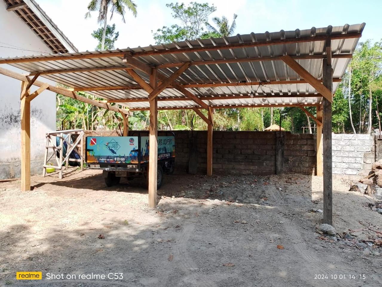 The Corner Homestay Kuta  ภายนอก รูปภาพ